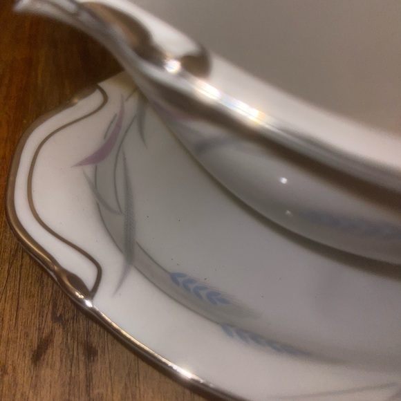 Vintage Valmont China Gravy Boat Pattern Royal Wheat - Picture 3 of 8